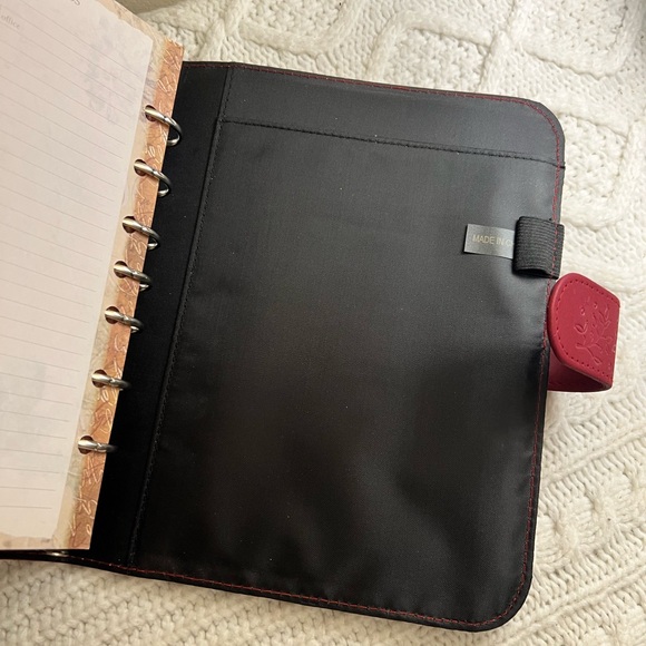 Day Runner Red Planner ❤️ - Picture 12 of 15